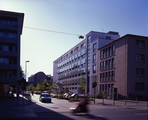 Haus der evangelischen Kirche in Frankfurt/ Main - Straßenansicht