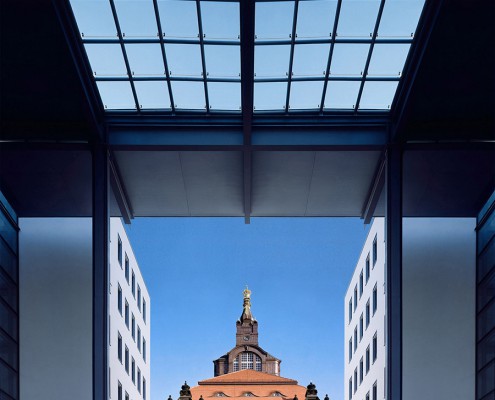 Ministerialgebäude am Carolaplatz Dresden